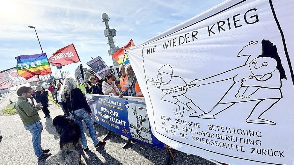 An der Knock wird demonstriert. Foto: Klaus Ortgies