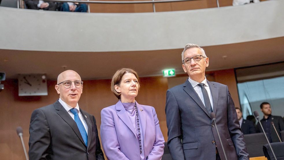 Einmal pro Jahr findet die Befragung der Spitzen der deutschen Nachrichtendienste im Bundestag öffentlich statt. Foto: Michael Kappeler/dpa
