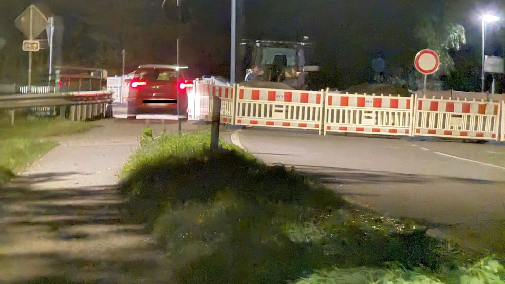 Das Auto fuhr über den Radweg an der Baustelle vorbei. Foto: Privat