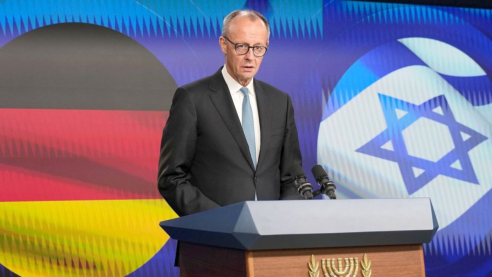 Bundeskanzler Friedrich Merz (CDU) hat Israel die Unterstützung Deutschlands zugesagt. (Archivbild) Foto: Ariel Schalit/Pool AP/dpa