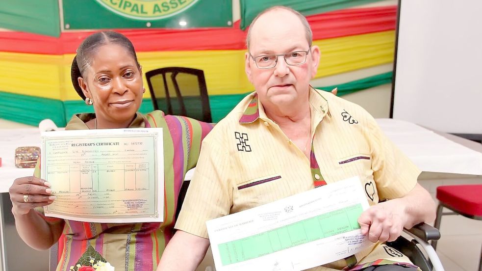 Sie haben es jetzt schriftlich: Nancy Mensah-Becker und Heiko Becker sind verheiratet. Foto: privat