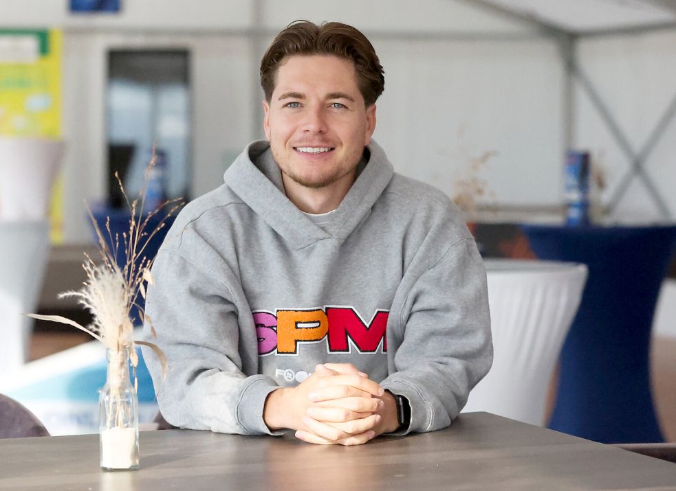 Sandro Plechaty erzählte im Podcast ausführlich über seine Ziele und bisherige Karriere. Foto: Doden/Emden