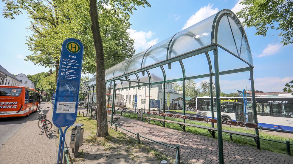 Der ZOB in Aurich, hier eine undatierte Aufnahme. Foto: Romuald Banik