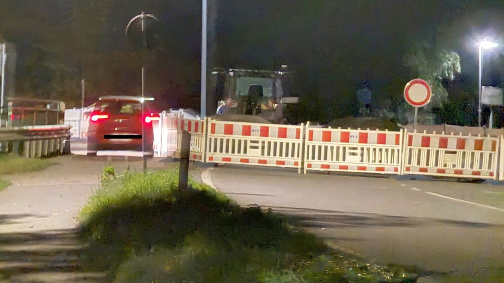 Das Auto fuhr über den Radweg an der Baustelle vorbei. Foto: Privat