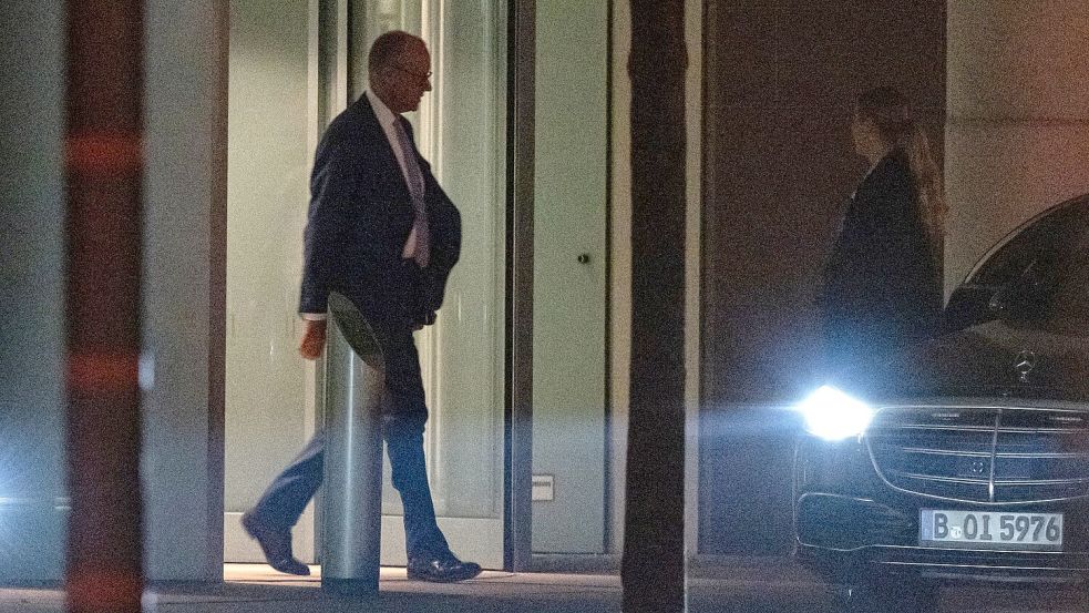 Der Kanzler hatte vor der Sitzung ein neues Reformbekenntnis gefordert. Foto: Fabian Sommer/dpa