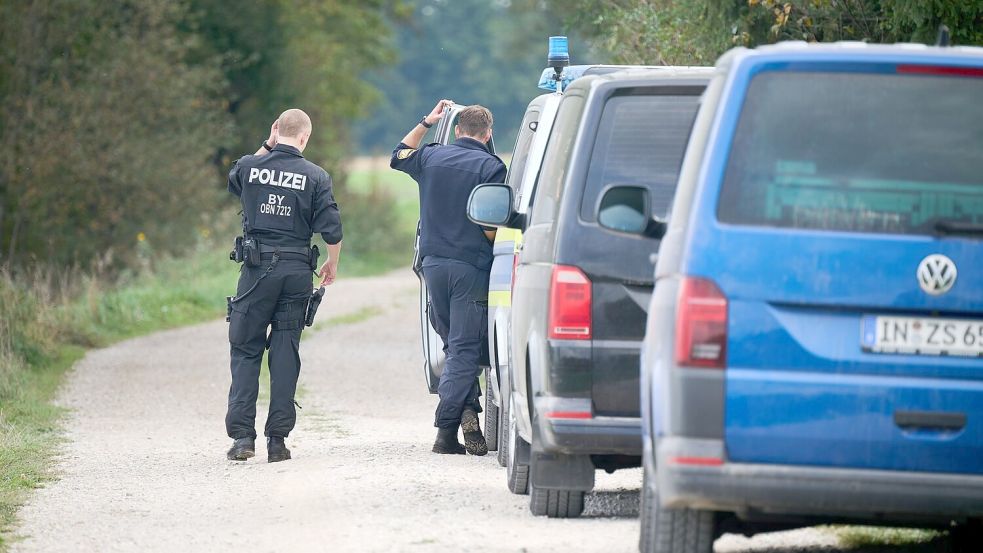 Die Suche nach dem Tier soll weitergehen - obwohl bisher keine Spuren gefunden wurden. Foto: Peter Kneffel/dpa