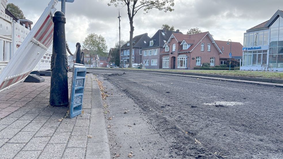 Am Donnerstag, 8. Oktober 2026, wurde das Untenende abgefräst.