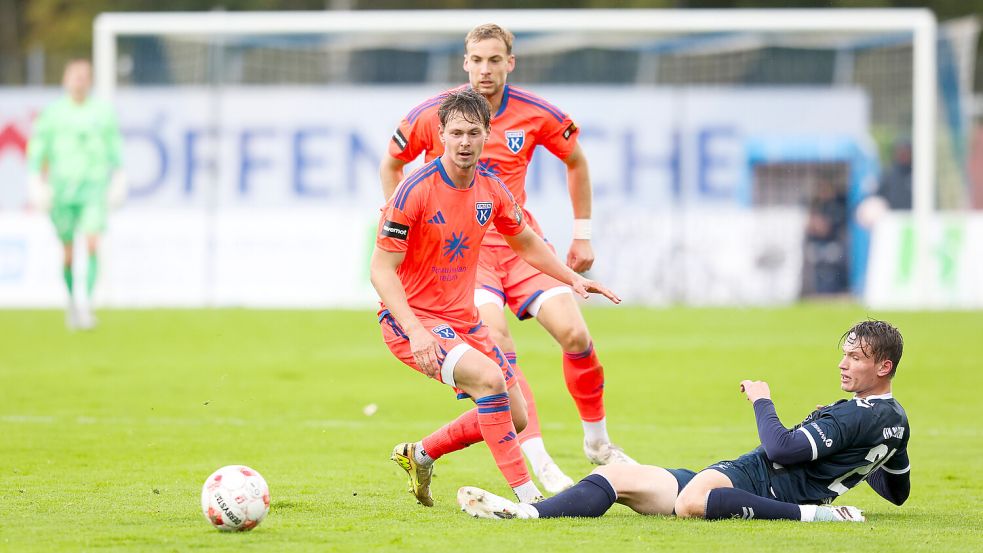 Kickers Emden tritt im Derby beim VfB Oldenburg an. Foto: Jens Doden/Emden