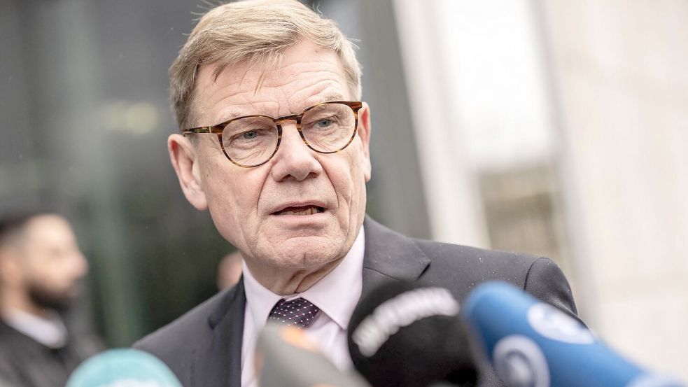 Bundesaußenminister Johann Wadephul spricht von einem „beispiellosen Sanktionsschlag“ gegen die russische Kriegswirtschaft. (Archivbild) Foto: Michael Kappeler/dpa