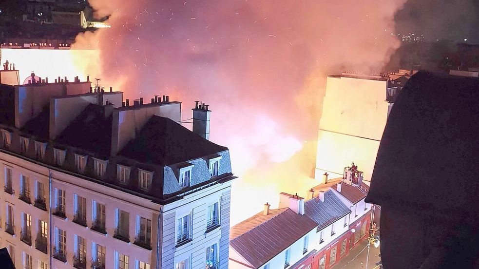 Die älteste Markthalle von Paris ist bei einem Feuer zerstört worden. Foto: Bernard Geliot/AFP/dpa