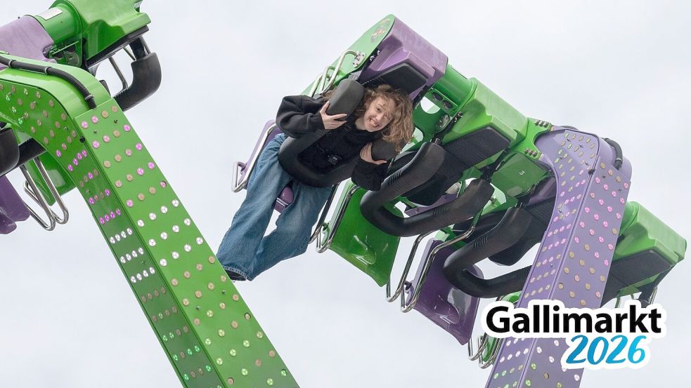 Auf dem Gallimarkt gibt es jedes Jahr neue Geschäfte – in diesem Jahr unter anderem auch das „The Beast“. Volontärin Madita Janßen hat sie getestet. Foto: Klaus Ortgies