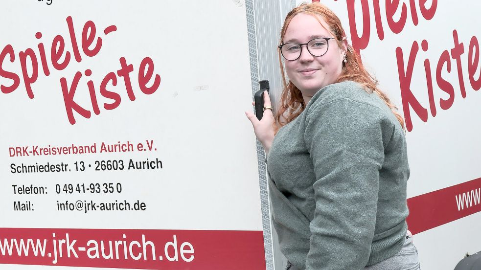 Mit Herz, Organisationstalent und großem Engagement prägt Sofia Kaufmann die Arbeit des Jugendrotkreuzes in Aurich. Foto: Helmut Vortanz