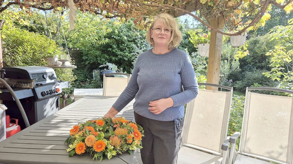 Katrin Schauroth schließt ihren Blumenladen am Friedhof und eröffnet an anderer Stelle neu. Foto: Tabea Lüders