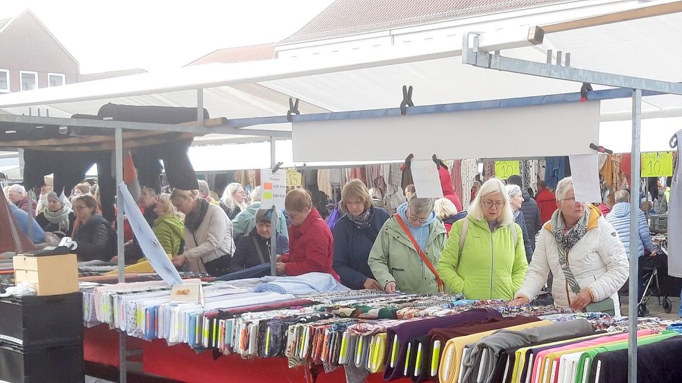 Zum zweiten Mal in Aurich: der Stoffmarkt. Foto: Stadt Aurich