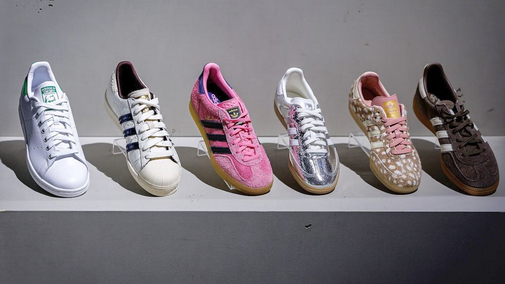 Der Sportartikelhersteller Adidas meldet Rekordergebnisse (Symbolbild).  Foto: Daniel Karmann/dpa