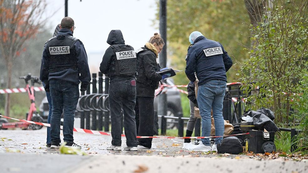 Ein Mann wurde nach Schüssen in Frankreich festgenommen.  Foto: Emma Da Silva/AP/dpa