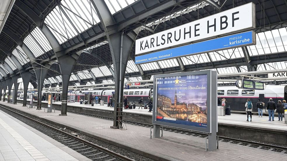 Im Zugverkehr kam es zu Behinderungen. Foto: Uli Deck/dpa