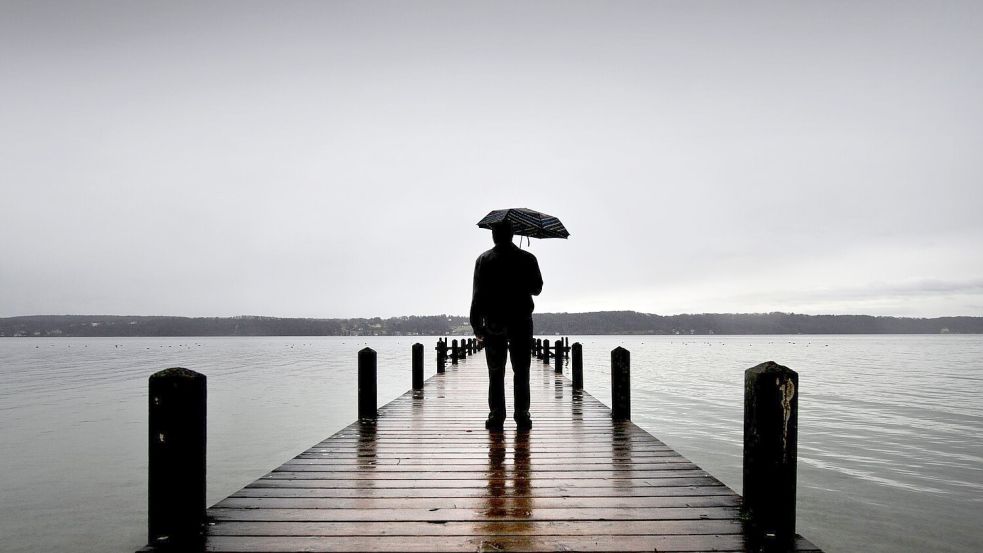 Finanz- und Wirtschaftskrisen etwa führen vor allem bei Männern zu seelischen Belastungen, Burn-out oder Depressionen. (Symbolbild) Foto: Victoria Bonn-Meuser/dpa