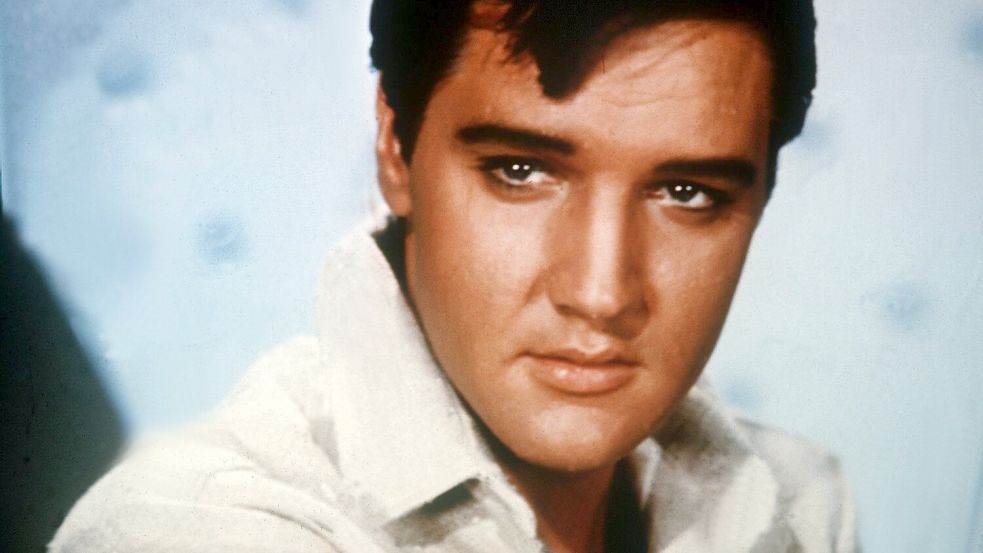 Die Rechteinhaber der Musik von Presley wehren sich mit einer Klage gegen die ungenehmigte Nutzung durch das KI-Unternehmen Anthropic. (Archivbild) Foto: UPI/dpa