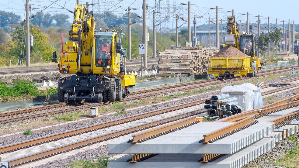 Rechnungshof rügt Bahn-Sanierungen. Foto: Klaus-Dietmar Gabbert/dpa