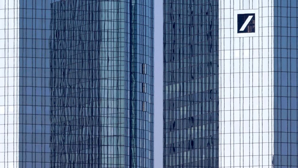 Deutsche Bank: Auch die Zwischenbilanz für das dritte Quartal fällt positiv aus. (Archivbild) Foto: Lando Hass/dpa