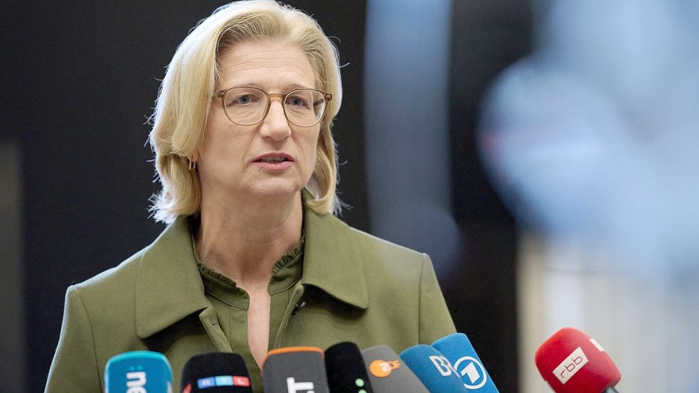 Anke Rehlinger (SPD), Ministerpräsidentin des Saarlands, distanziert sich bei Lanz von der Berliner Linkspartei. Foto: dpa/Sebastian Christoph Gollnow