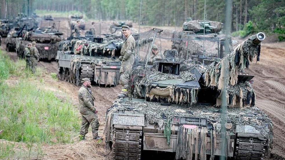 Die deutsche Panzerbrigade 45 übt in Litauen. Foto: Kay Nietfeld/dpa