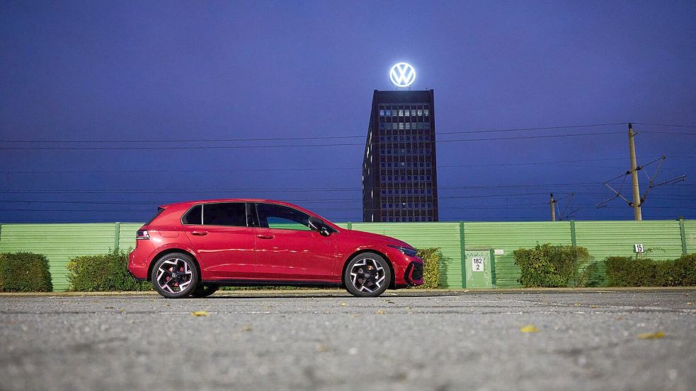 VW hat im dritten Quartal tiefrote Zahlen geschrieben. Foto: Julian Stratenschulte/dpa