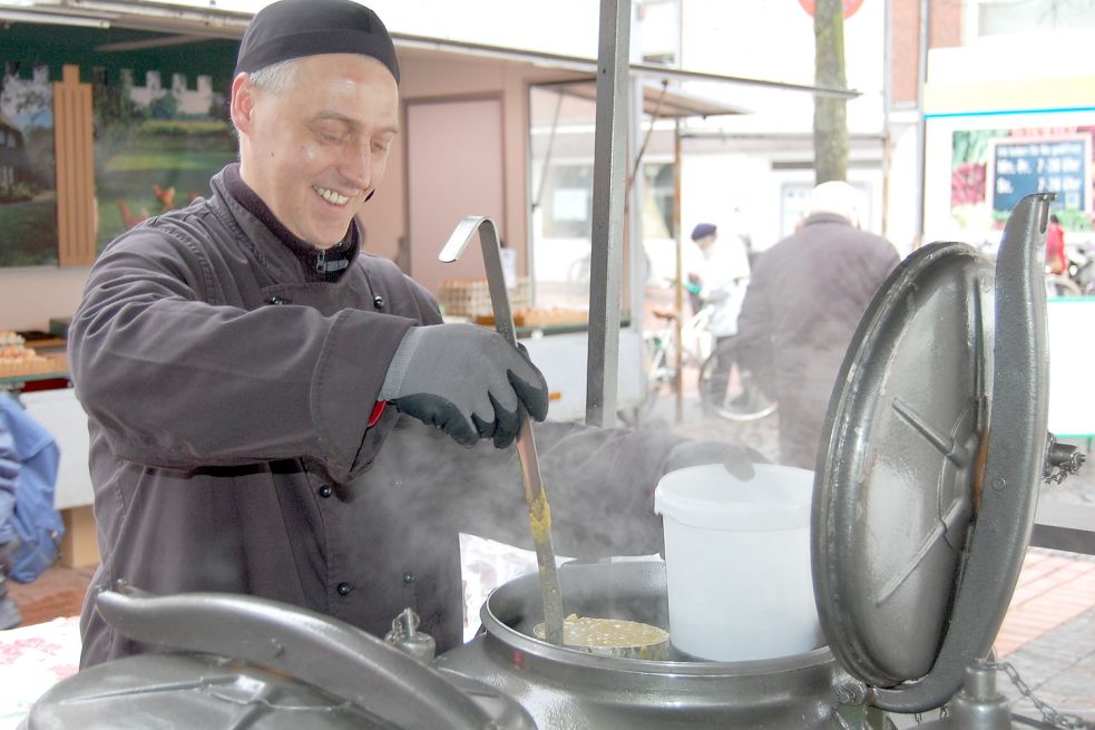 Kane Geflügelfutterstation – Robust, 32,7 Kg Fassungsvermögen, Leicht Zu Reinigen