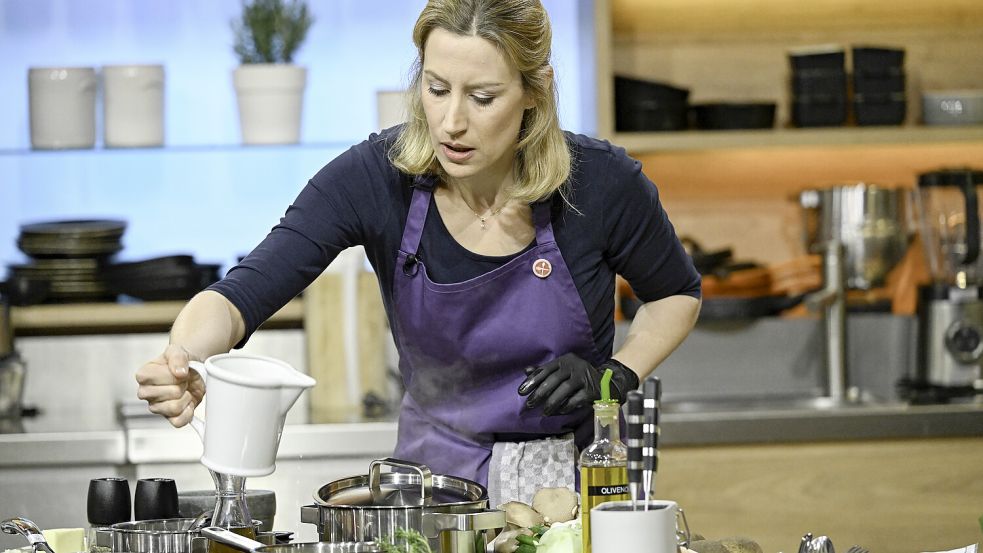 Dumba otirdi va ezildi