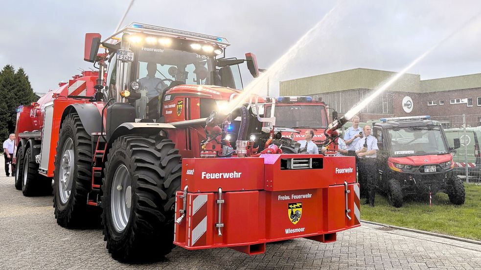 Facts about the prototype: This super tractor goes through fire for ...