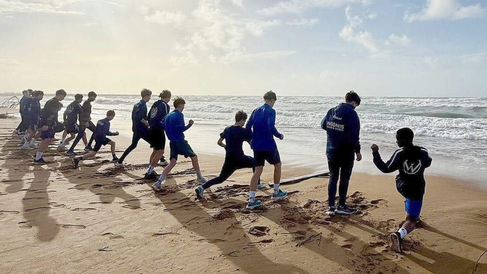 Youth in Turkey: Kickers training camp without frost or frustration
