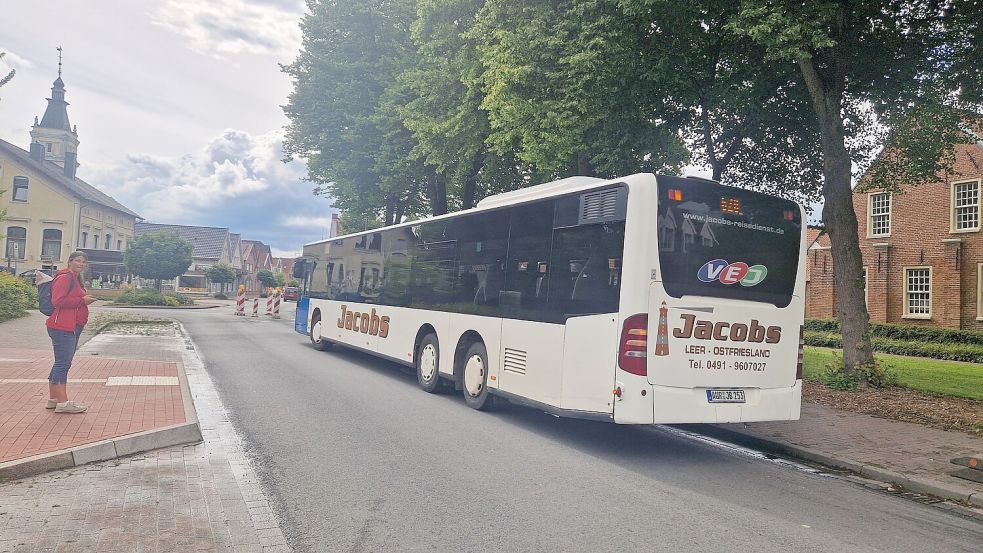 Main road through Weener: Closure - | what's changing for bus ...