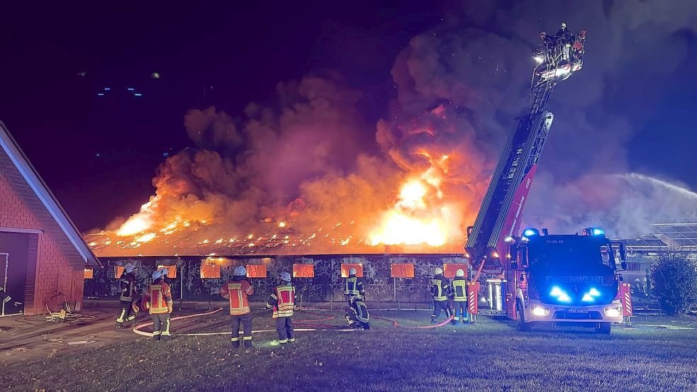 Vordersten Thüle: Pigsty goes up in flames in major fire