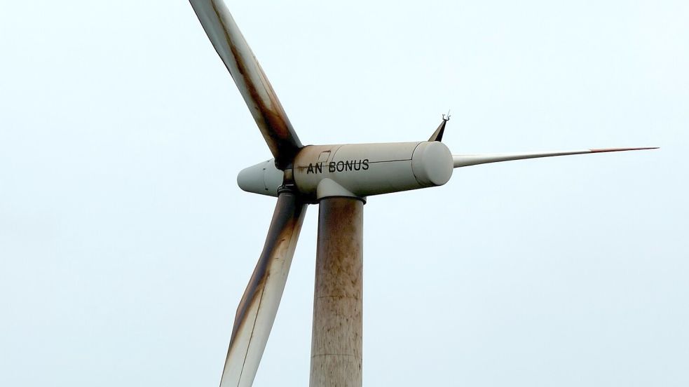 Rhauderfehn: Dunkle Verfärbungen an Windkraftanlagen in Klostermoor