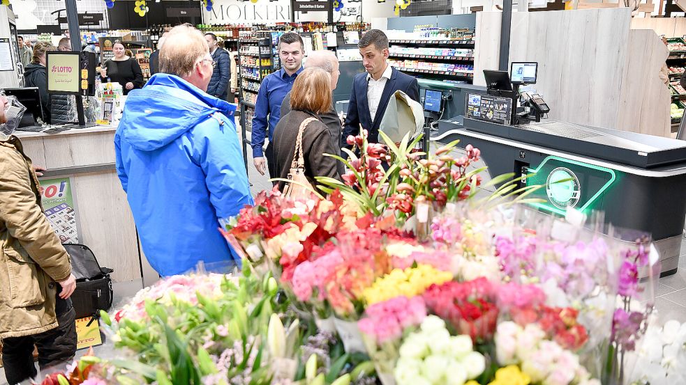 Einzelhandel: Neuer Nah-&-Gut-Markt in Jheringsfehn eröffnet