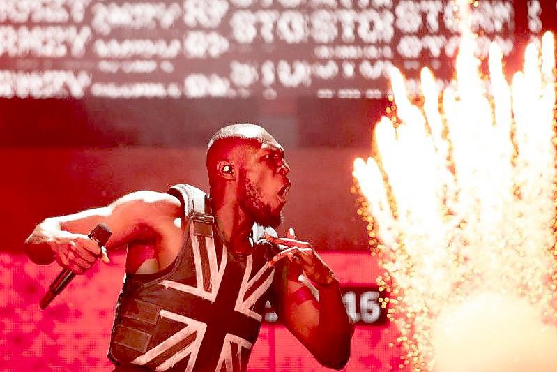 Bankye The Rapper Rapper Stormzy mit stichsicherer Weste von Banksy - Ostfriesen-Zeitung