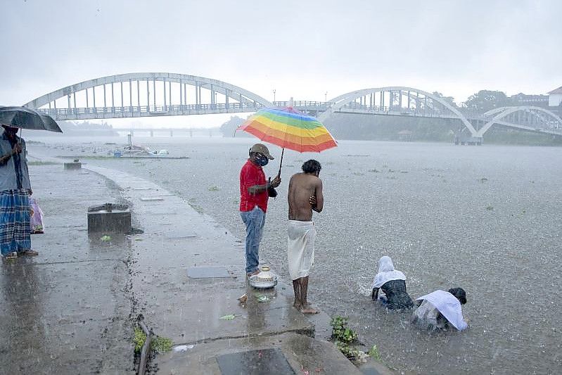Zyklon zieht an Westküste Indiens entlang OstfriesenZeitung